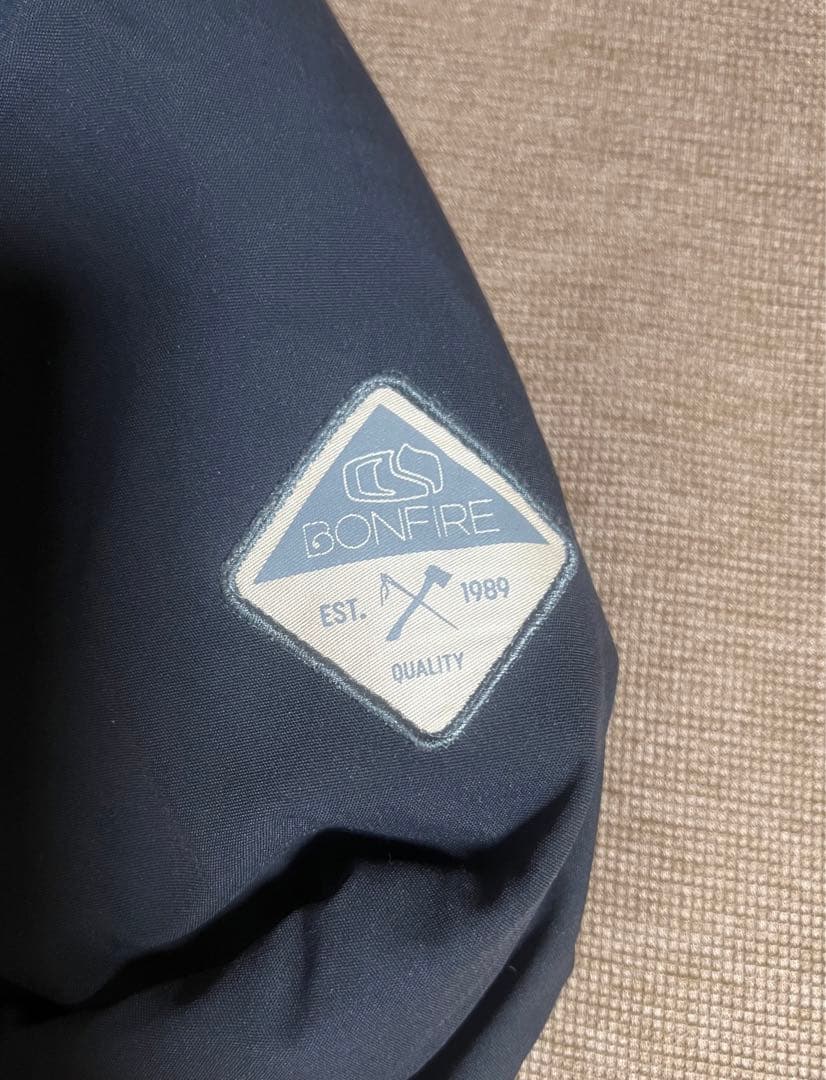 ◎Bonfire のスノボジャケット　上　ブラック