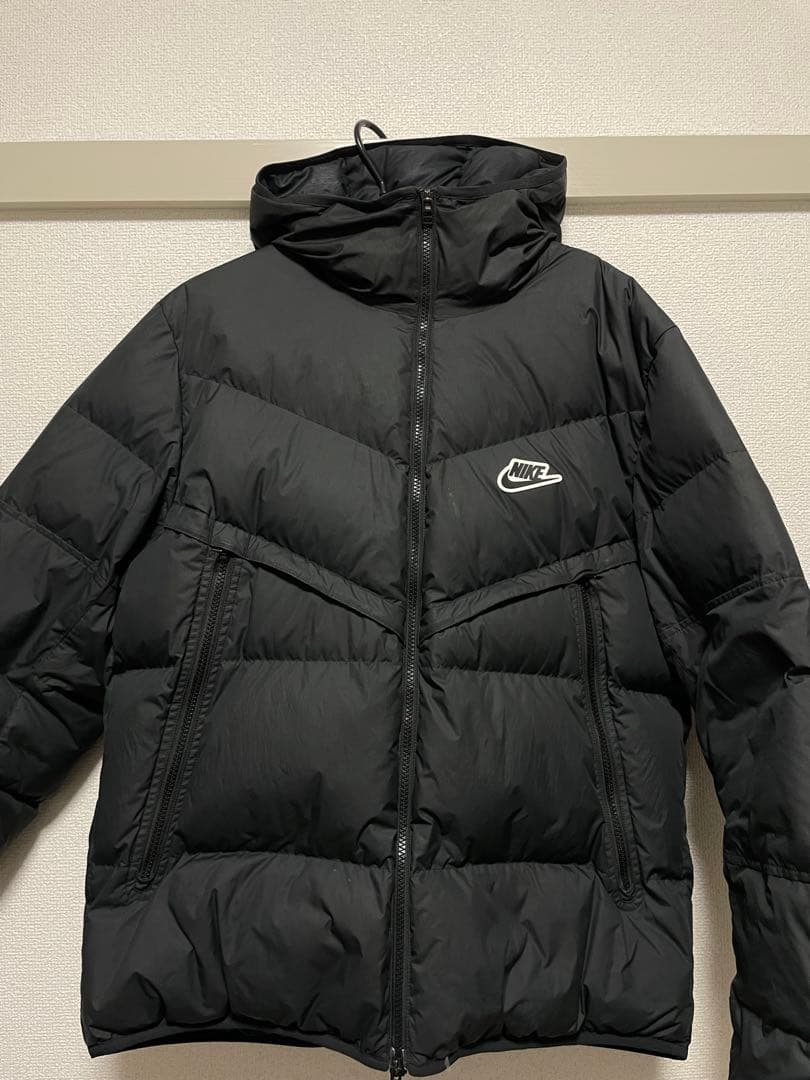 Nike ブラック ダウンジャケット