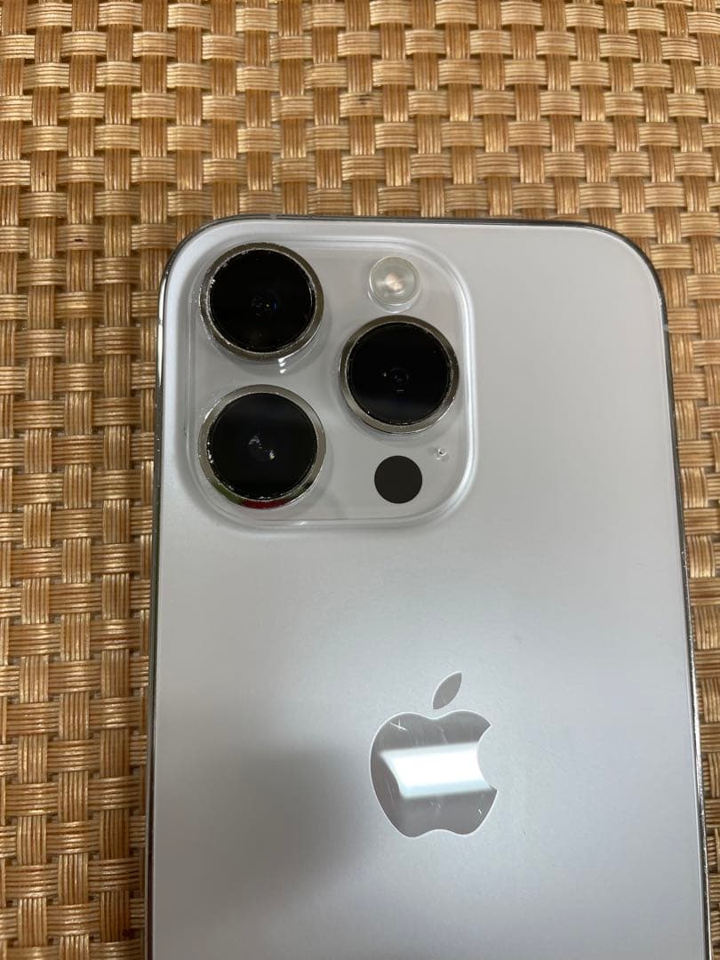 iPhone 14 Pro 128 GB シルバーSIMフリー【0635】