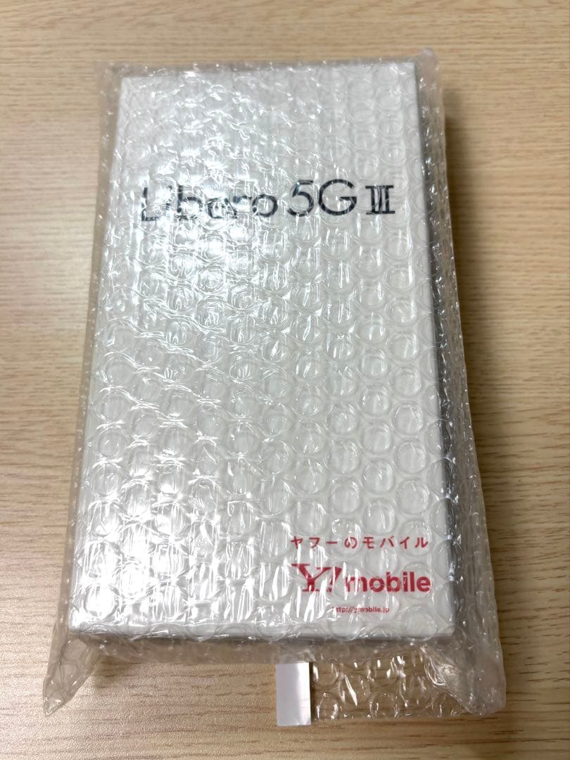 短期使用・美品Libero 5G III 64GB 初期化済 Y!mobile