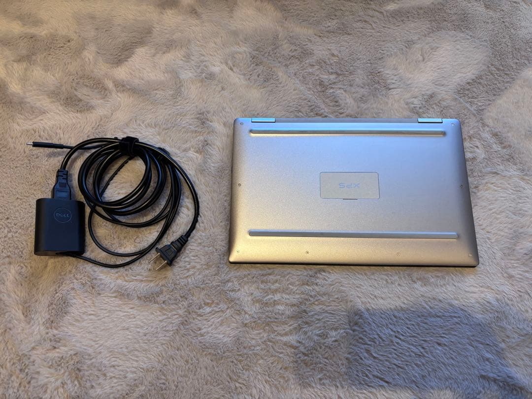 Dell XPS 13 9365 本体 + ACアダプター