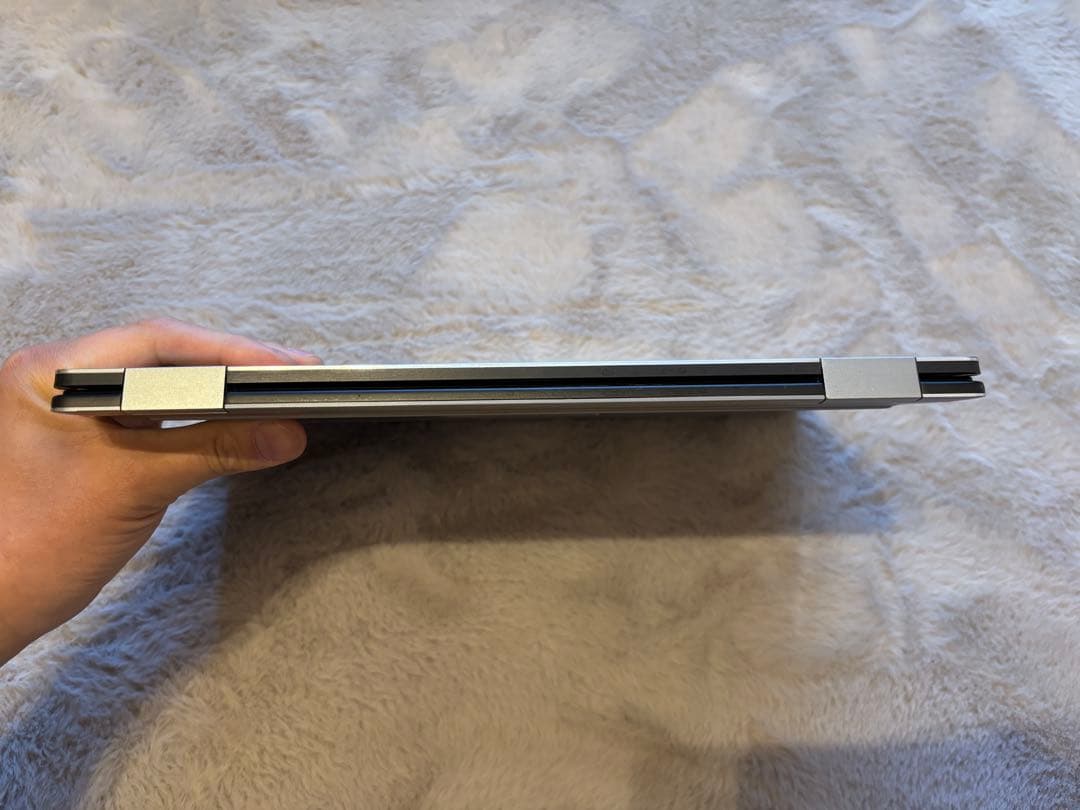 Dell XPS 13 9365 本体 + ACアダプター