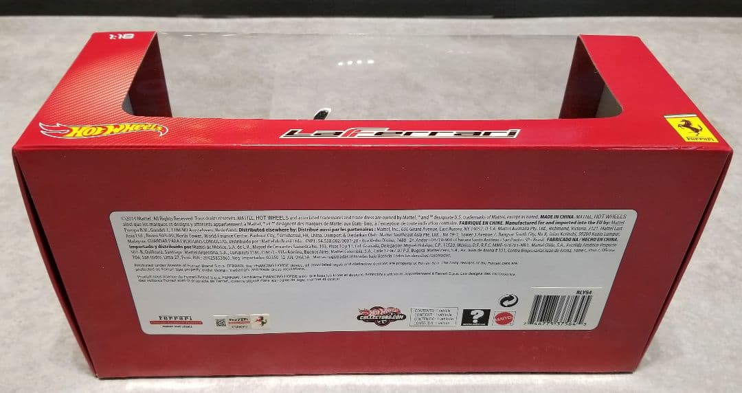 【レア　新品】1/18 マテル ホットウィール　ラ•フェラーリ 　ホワイト