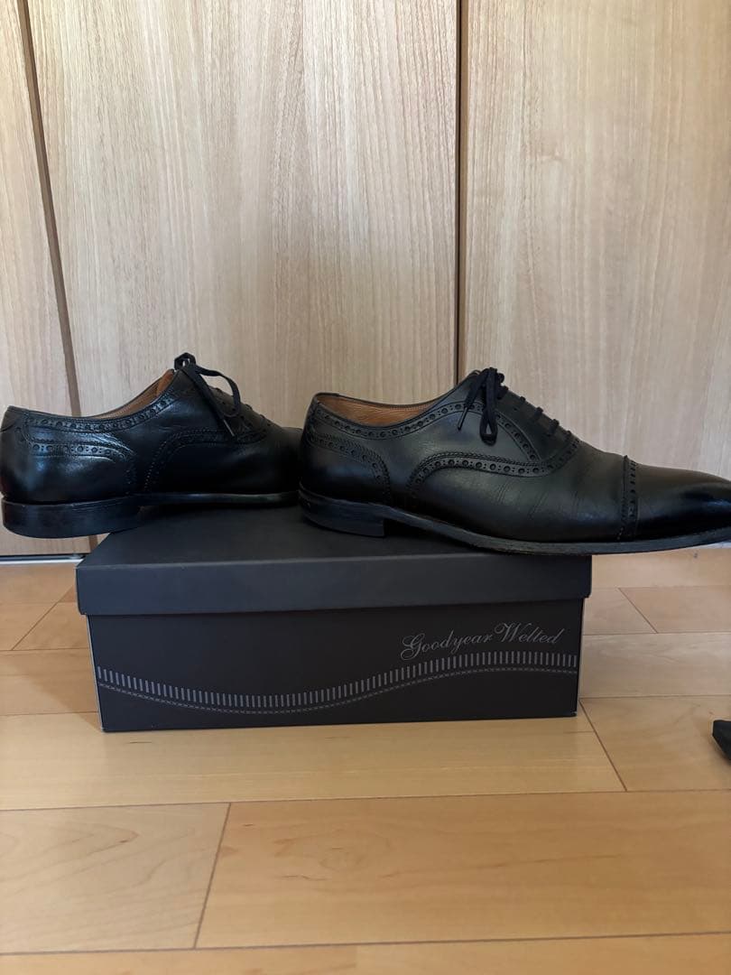 SCOTCH GRAIN パンチドキャップトゥ 03602