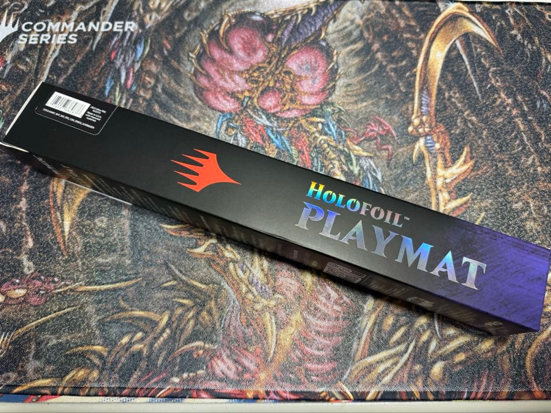 スリヴァーの女王 プレイマット ホロfoil ウルトラプロ MTG