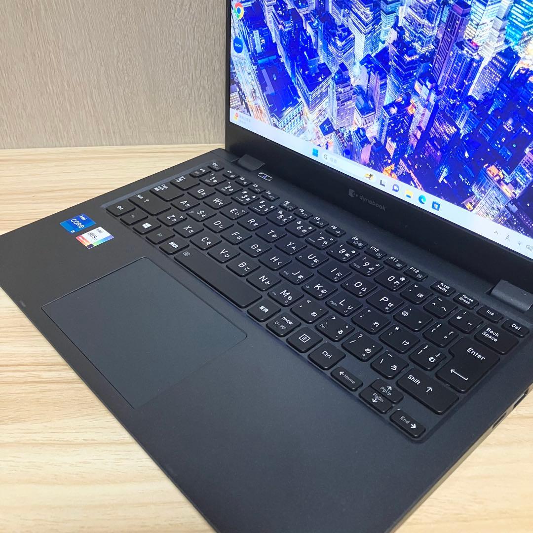 第11世代！極美品！dynabook G83 Windows11 メモリ16GB