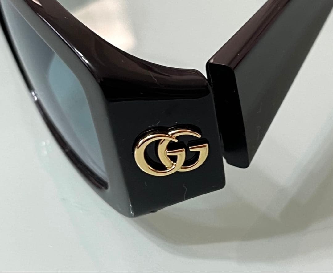 GUCCI グッチ　サングラス　GG1403SK-001