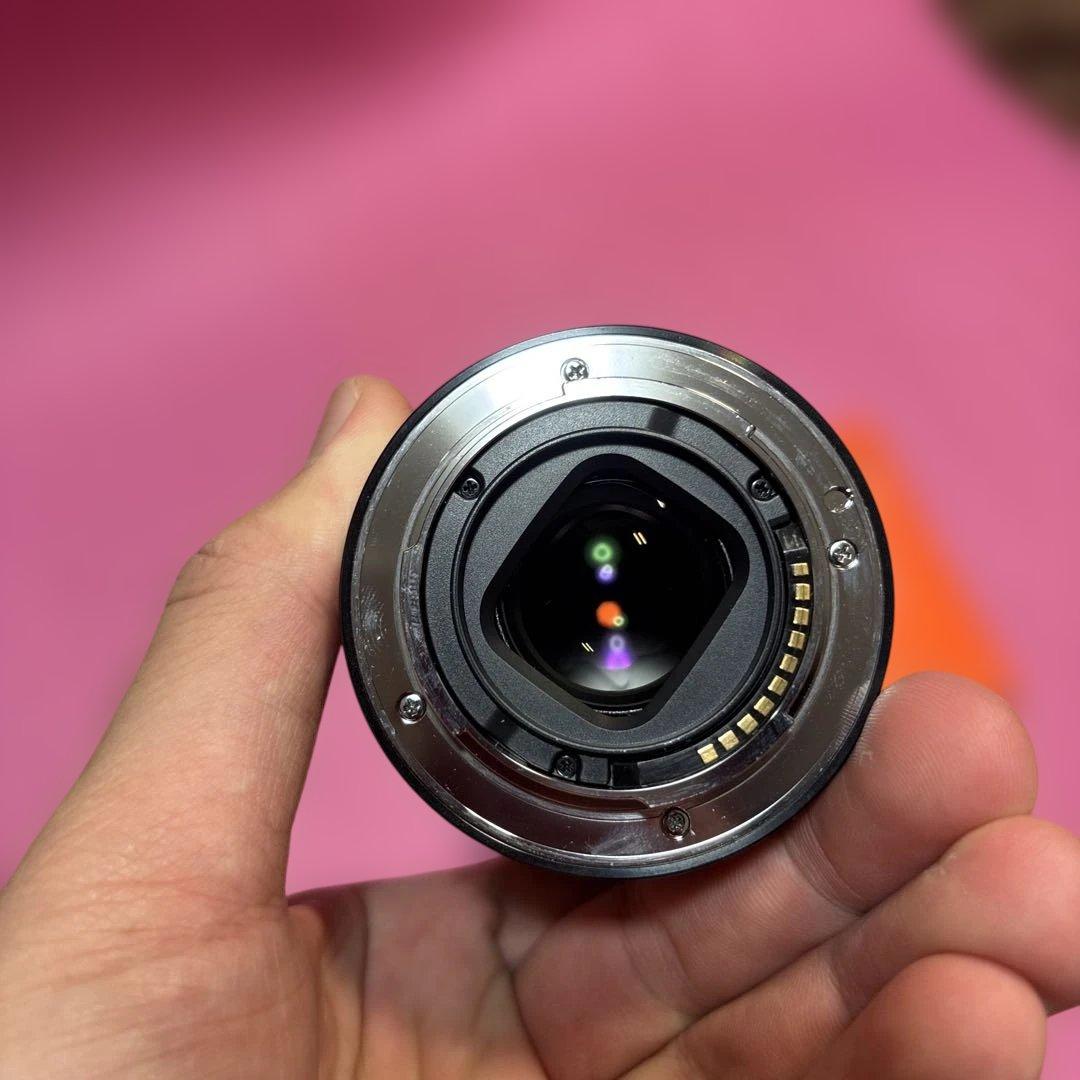 SONY E50mm F1.8 OSS レンズ