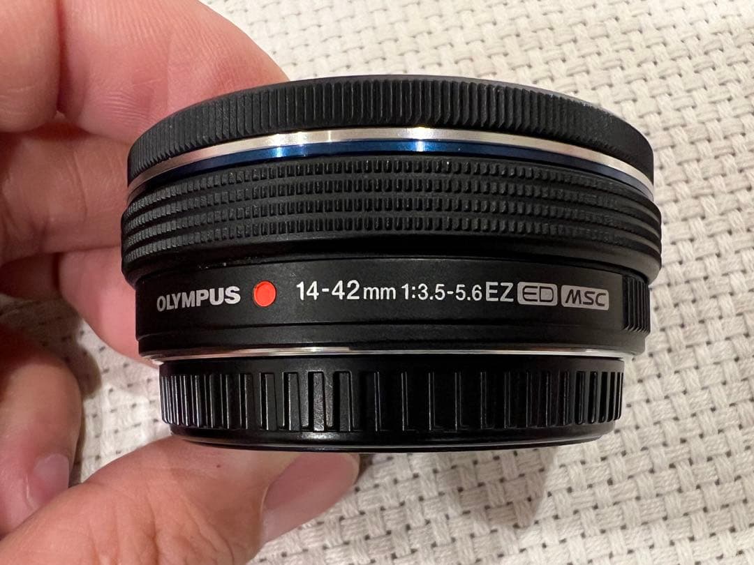 旅カメラ オリンパス OM-D E-M10 MarkⅡ トリプルレンズ 軽量