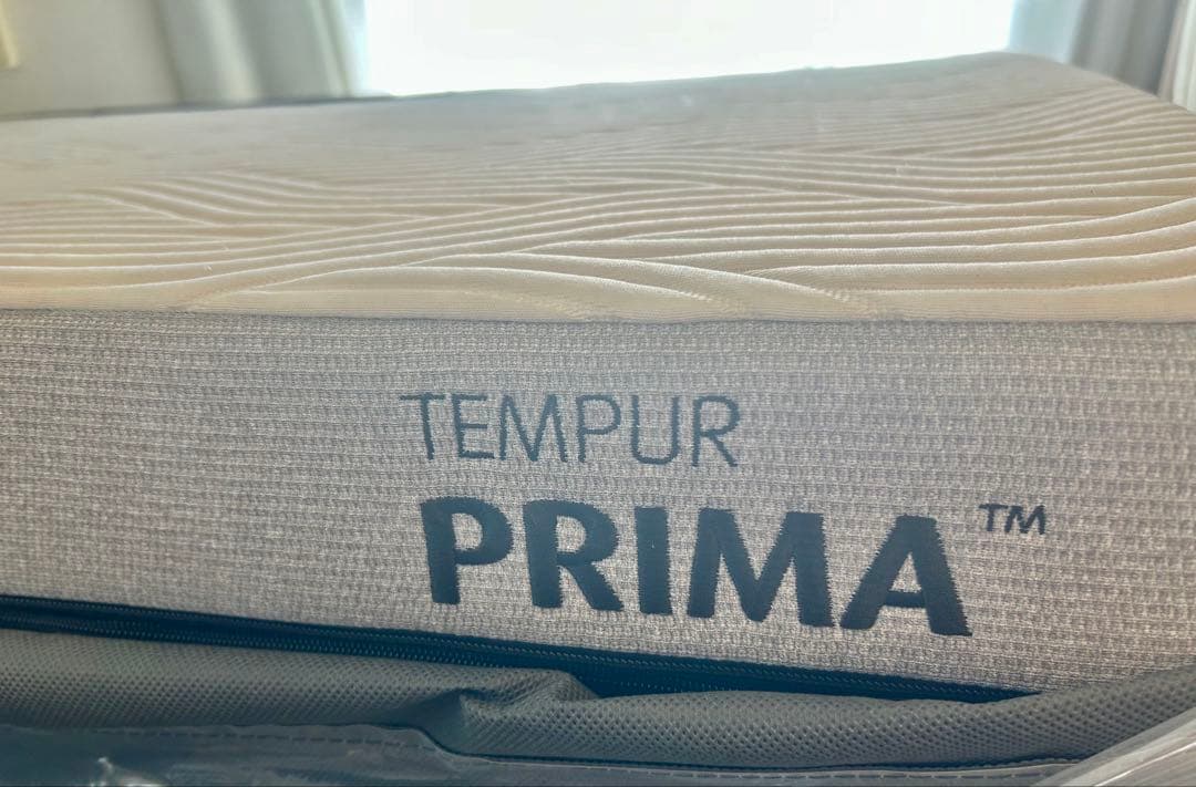 テンピュール Tempur折りたたみマットレス　8cm セミダブル 定価11万円