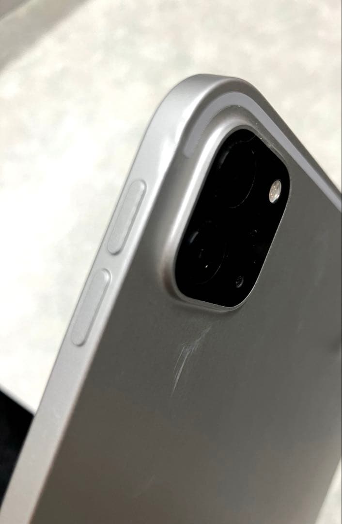 Apple iPad Pro 11インチ￼　第2世代　シルバー　MY252J/A