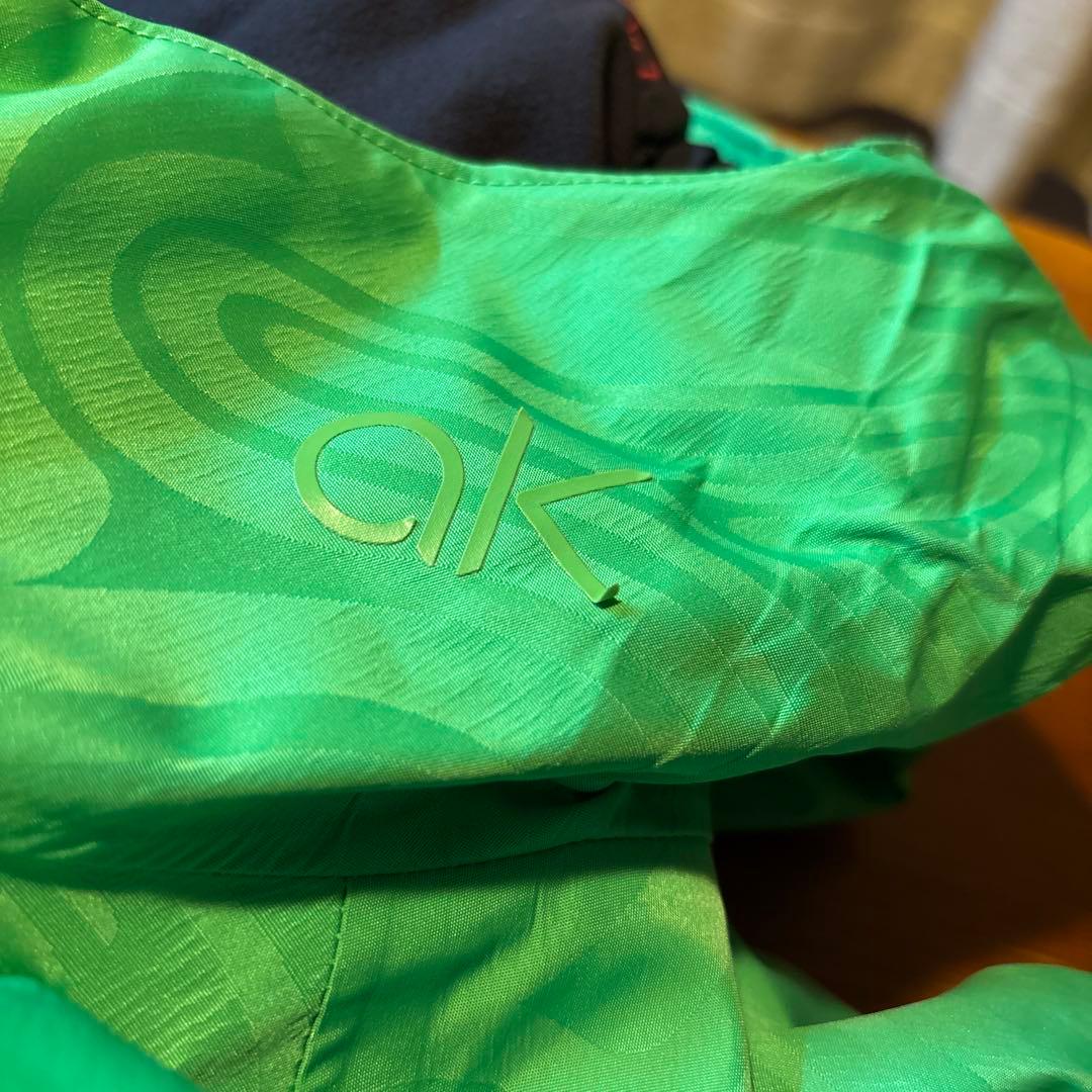 スノーボード BURTON AK woman's GORE-TEX JACKET