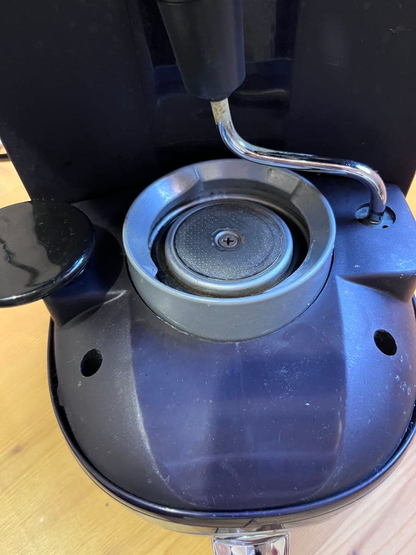 デロンギ エスプレッソマシン 本体と付属品