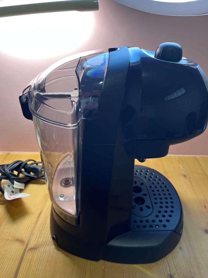 デロンギ エスプレッソマシン 本体と付属品