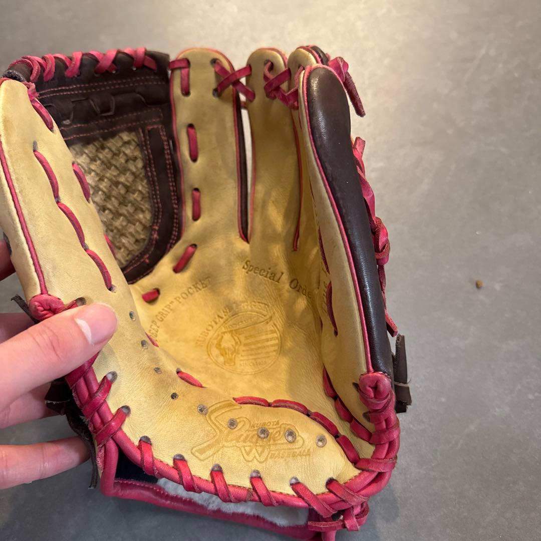 Slugger 軟式グローブ ベージュ/ブラウン/ピンク 源田モデル