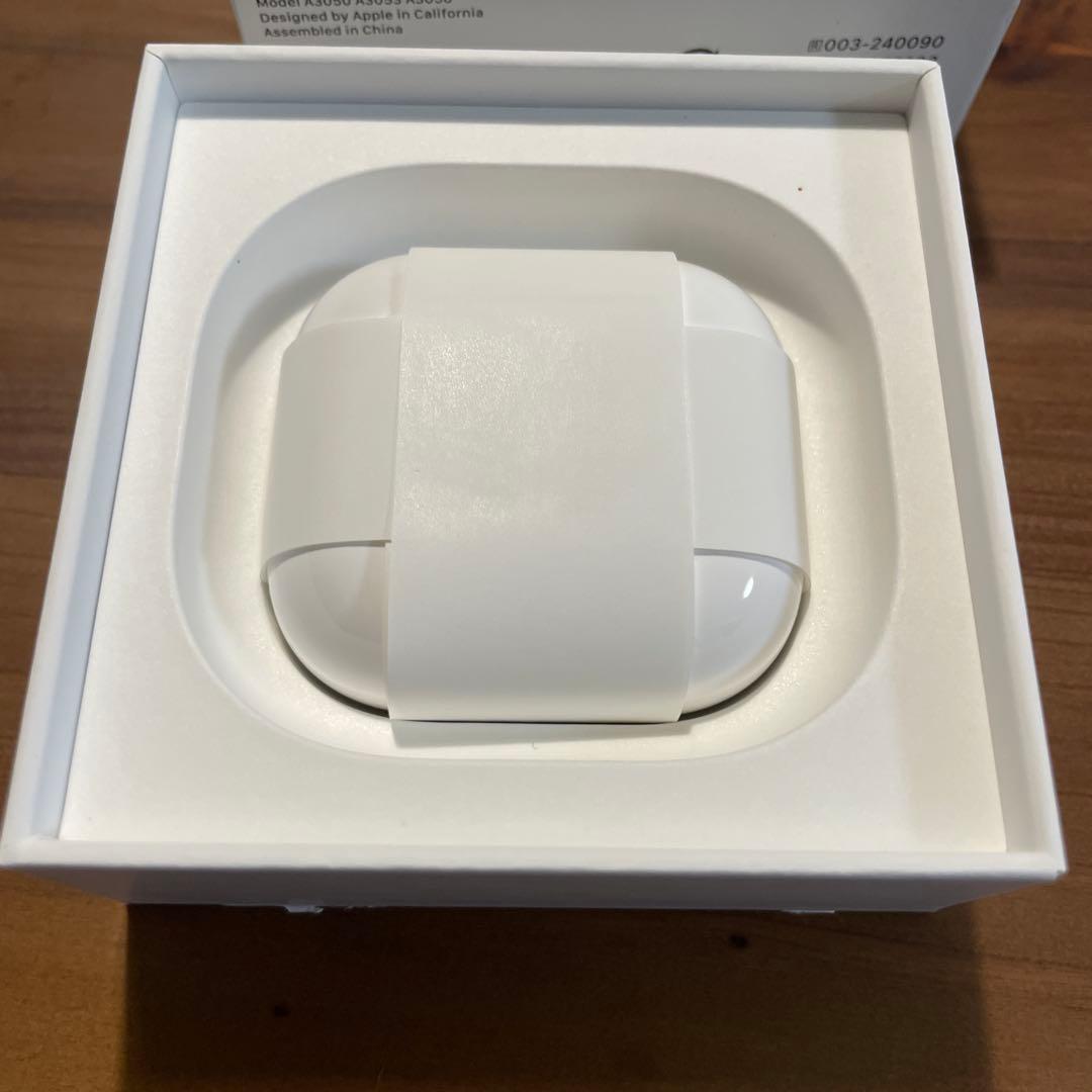 【未使用】☆【激安】 Apple Airpods4
