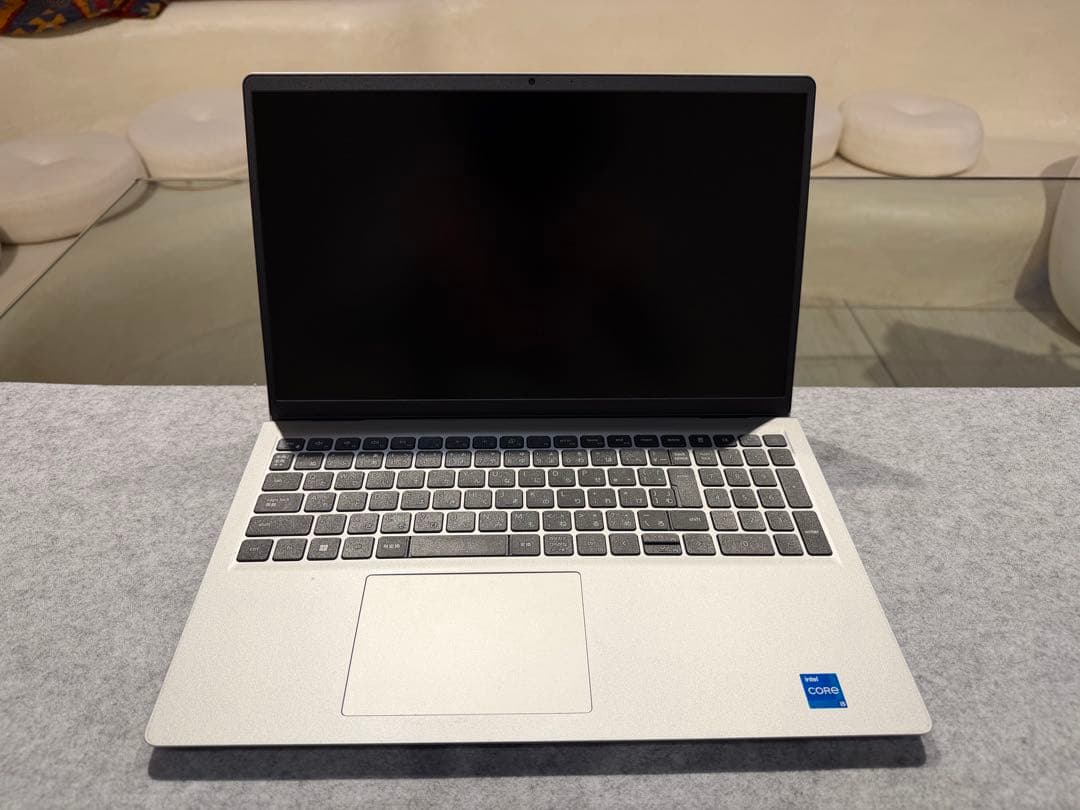 Dell ノートパソコン シルバー 専用ケース付き