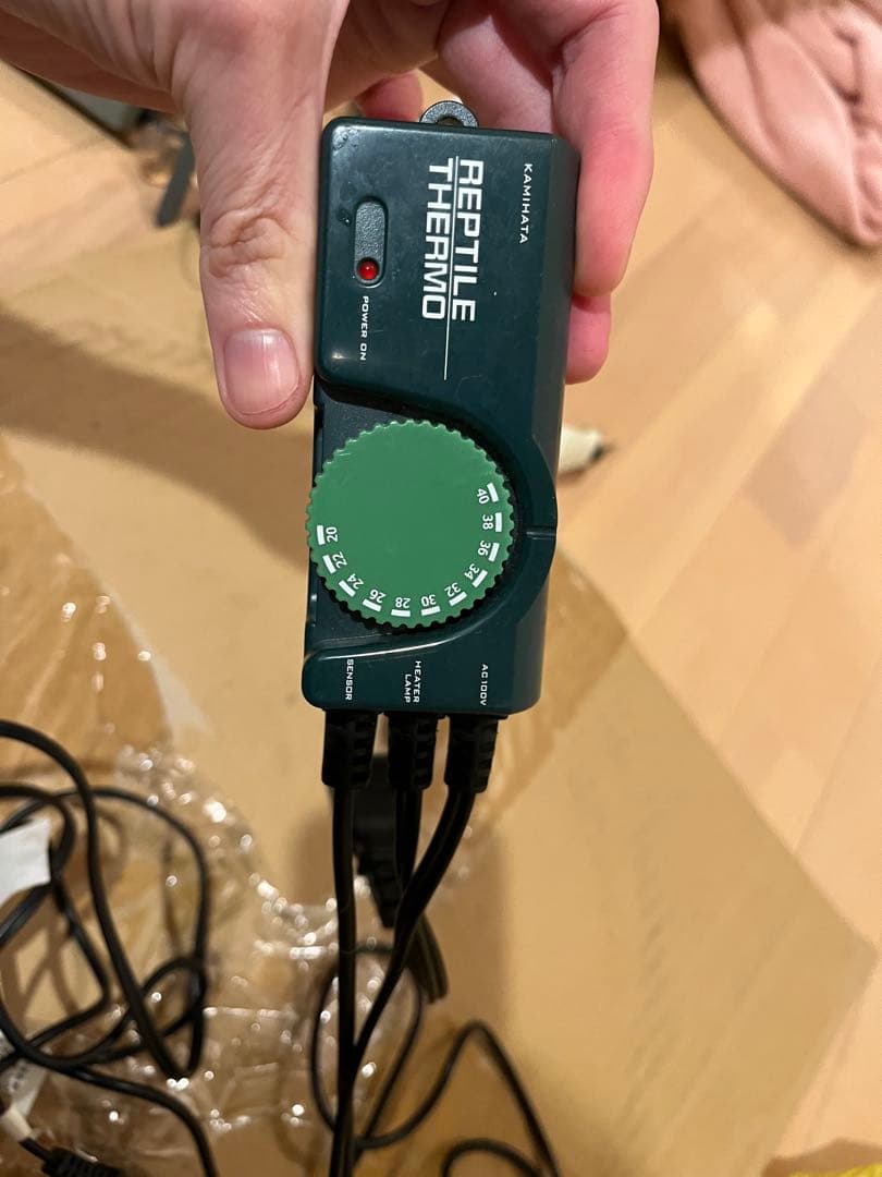 爬虫類ケージ・サーモスタットセット