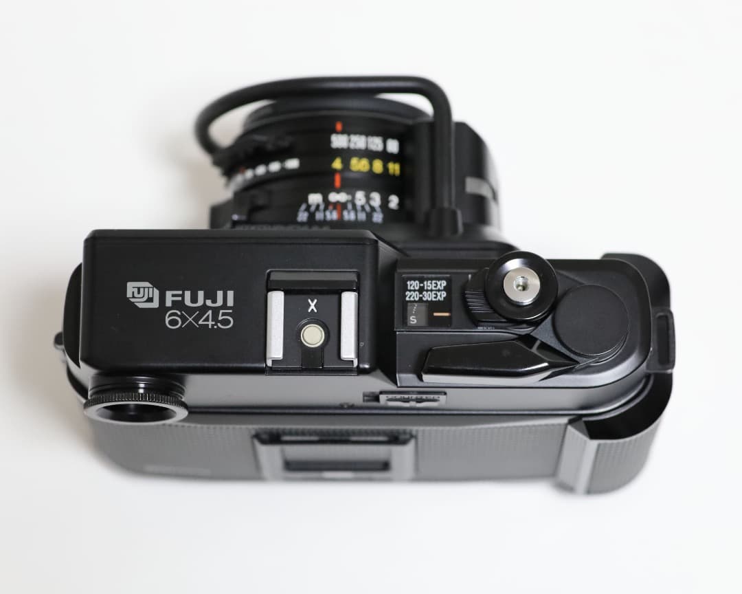 富士フィルム GS645S 中判フィルムカメラ