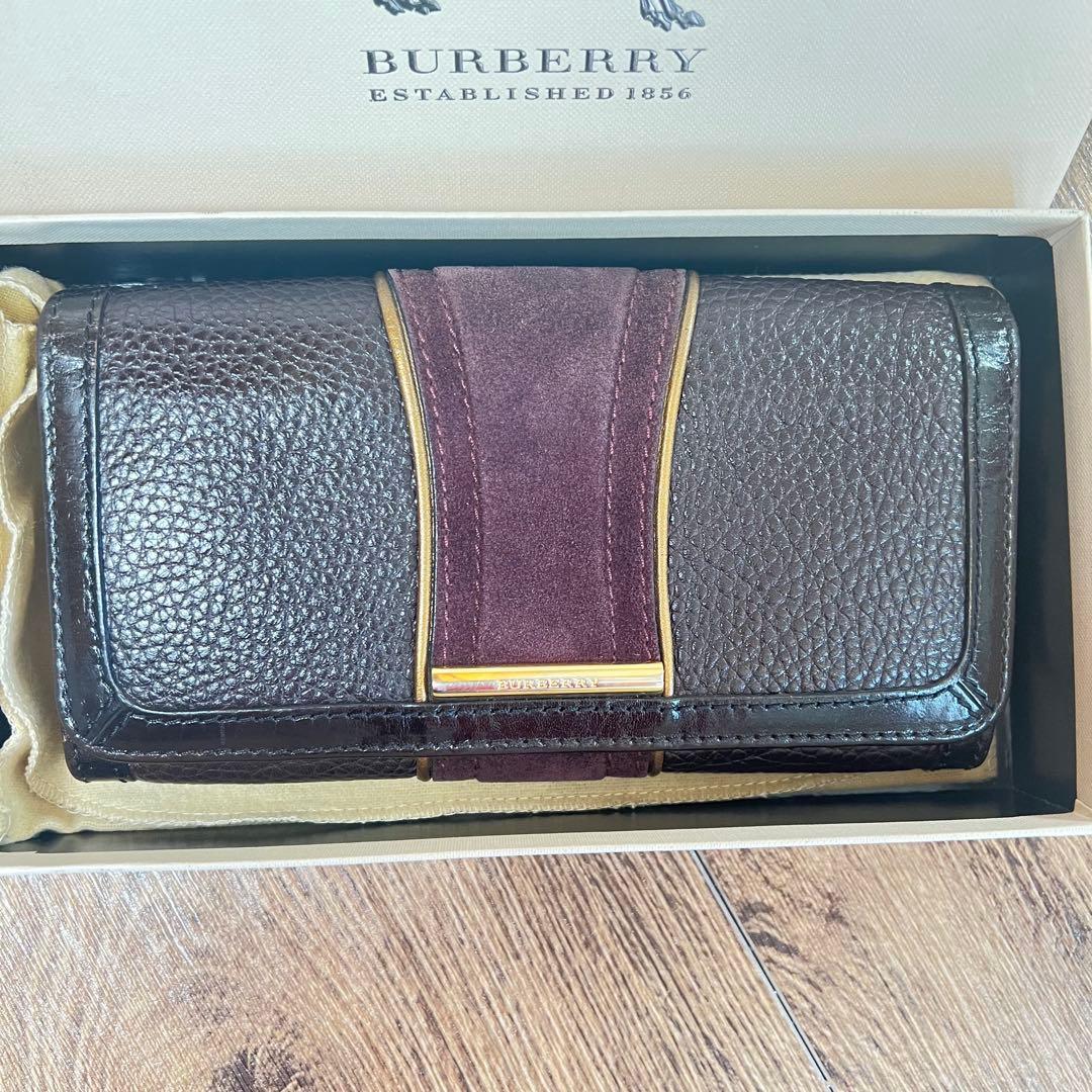 Burberry ブラウン長財布　箱付き