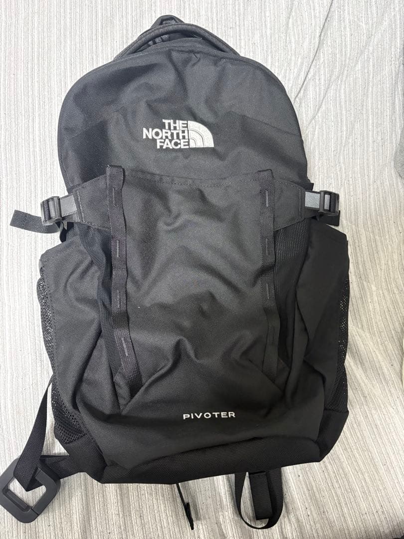（美品）ノースフェイス　ピボター　26L NFOA3VXD