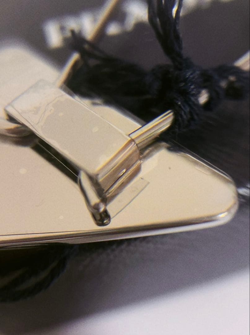 プラダ　PRADA キーホルダー　キーリング　三角ロゴ　未使用品