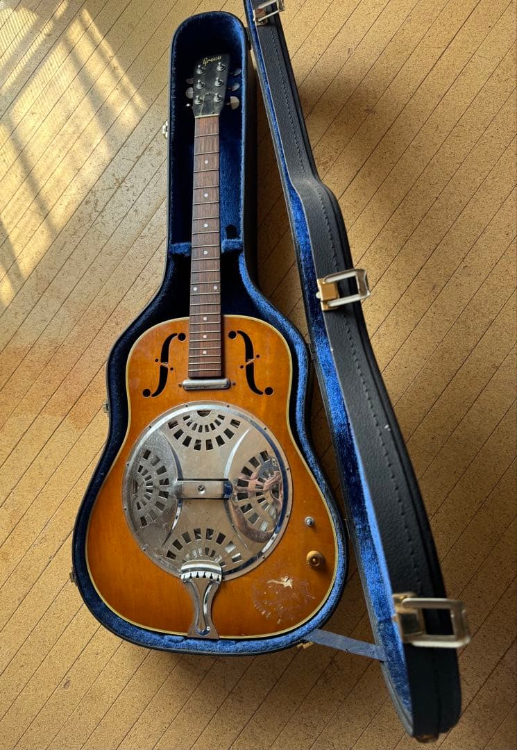 Greco（グレコ）製の「リゾネーターギター D-80P」ケース付き