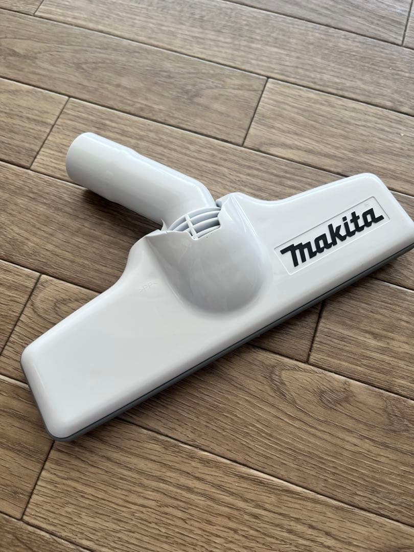 【たまご】マキタ(Makita) スティッククリーナー ホワイト