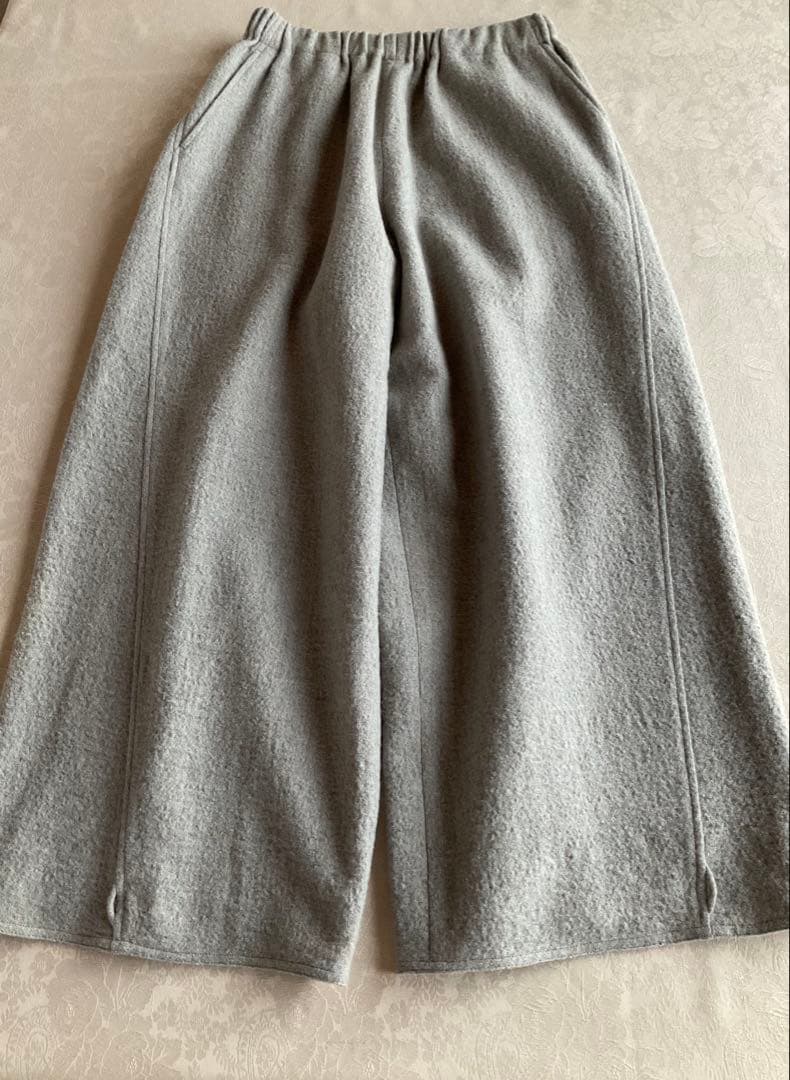 ヨーガンレール　ウールフエルト　ワイド&バルーン　パンツシルエット