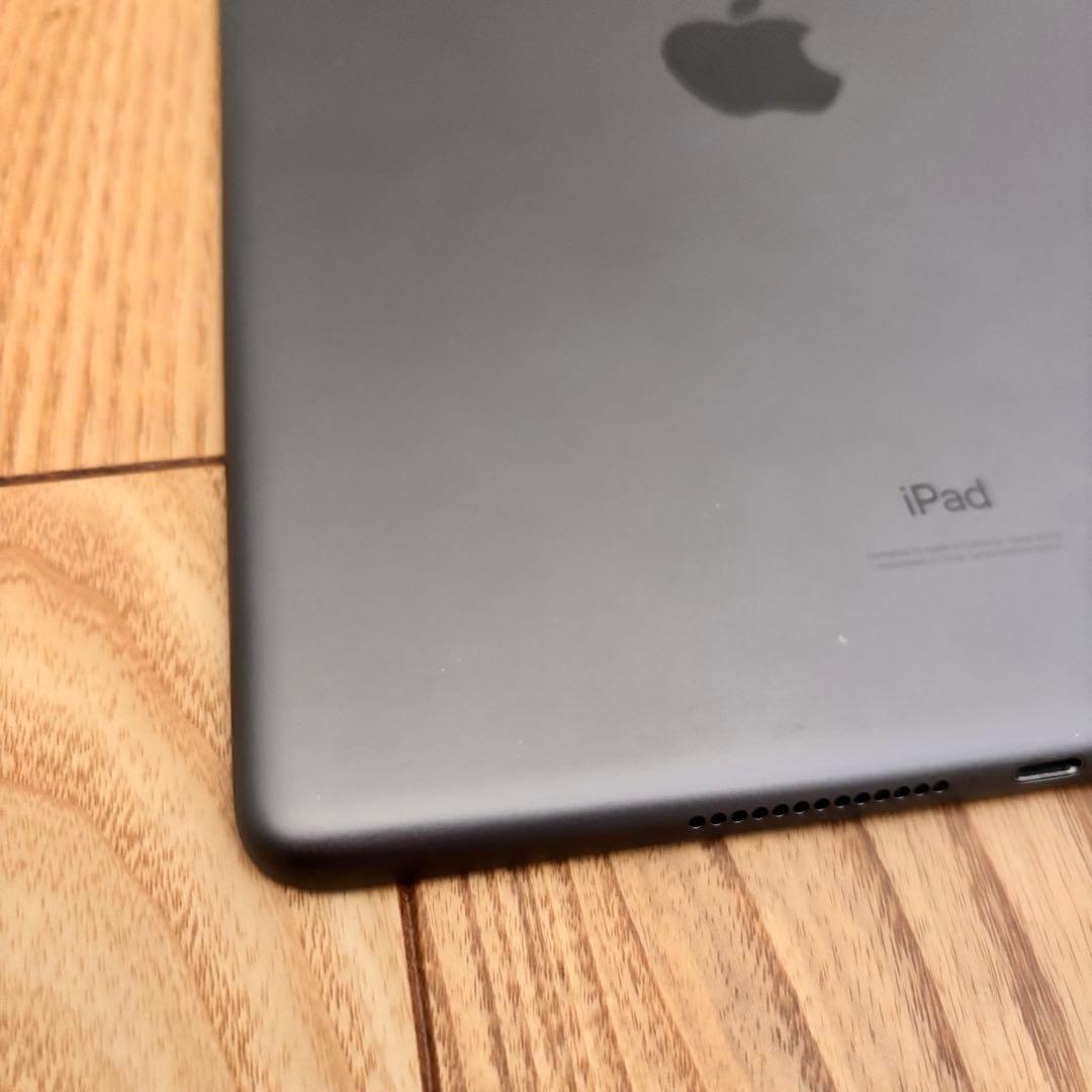Apple ipad 本体 第8世代 32GB バテッリー容量86%