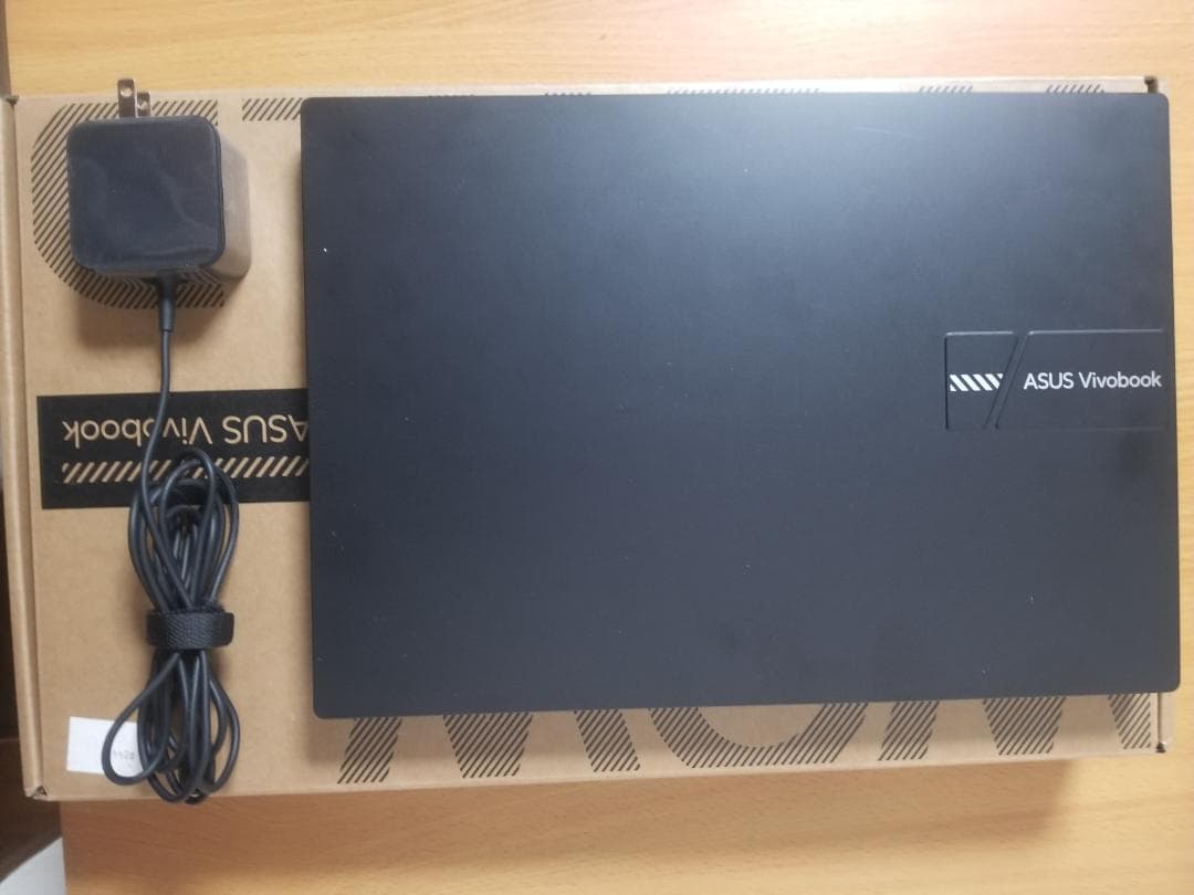 Windowsノート本体 ASUS Vivobook i7-1255u 16GB 512GB WUXGA