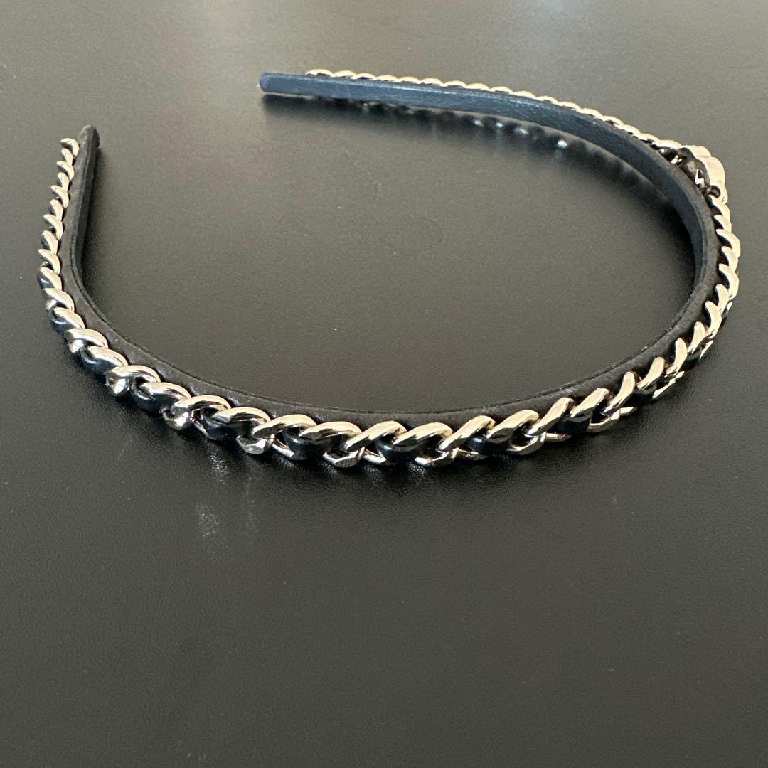 CHANNELレザーカチューシャシルバー ブラック