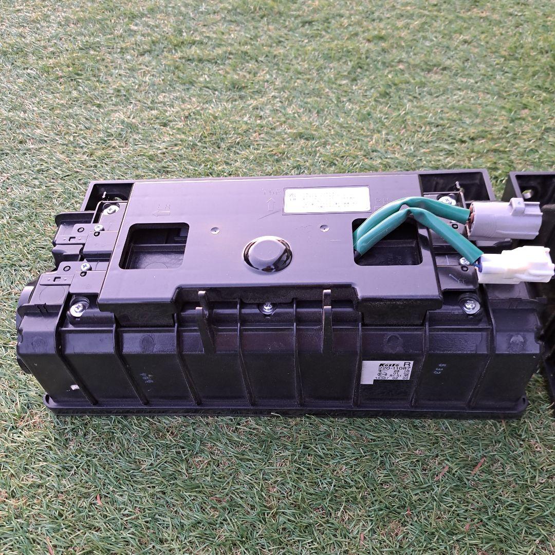 小糸Ｌ型２連LEDテールランプ クリア/レッド左右セット ２４V 新車取り外し品