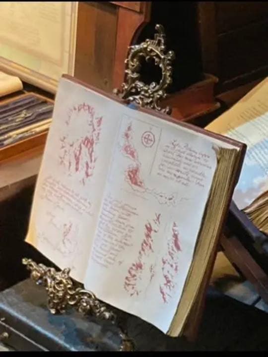 輸入品　ディズニーシー　センターオブジアース　ブックスタンド　同種