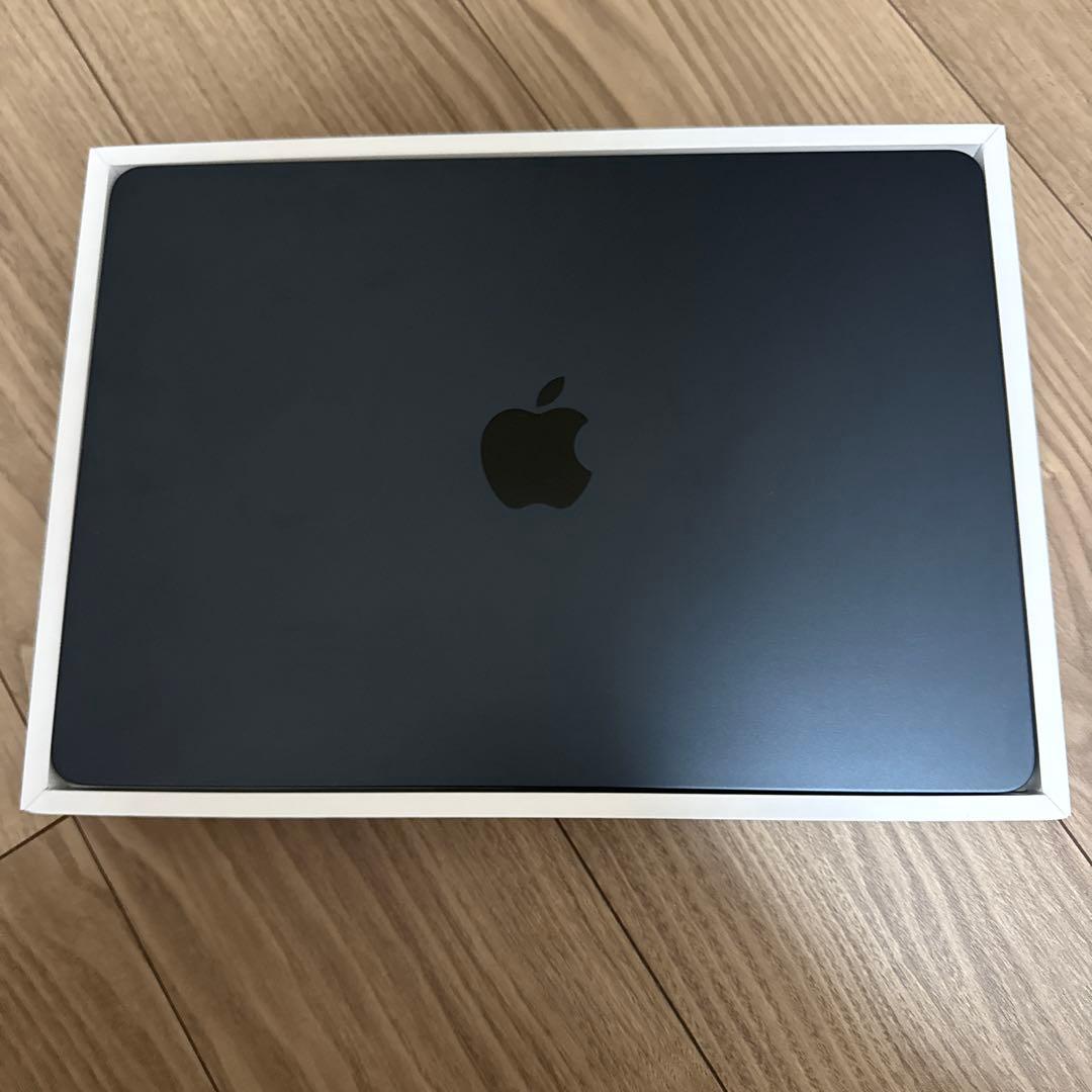 【美品】Apple Mac book Air 256GB M2 13インチ