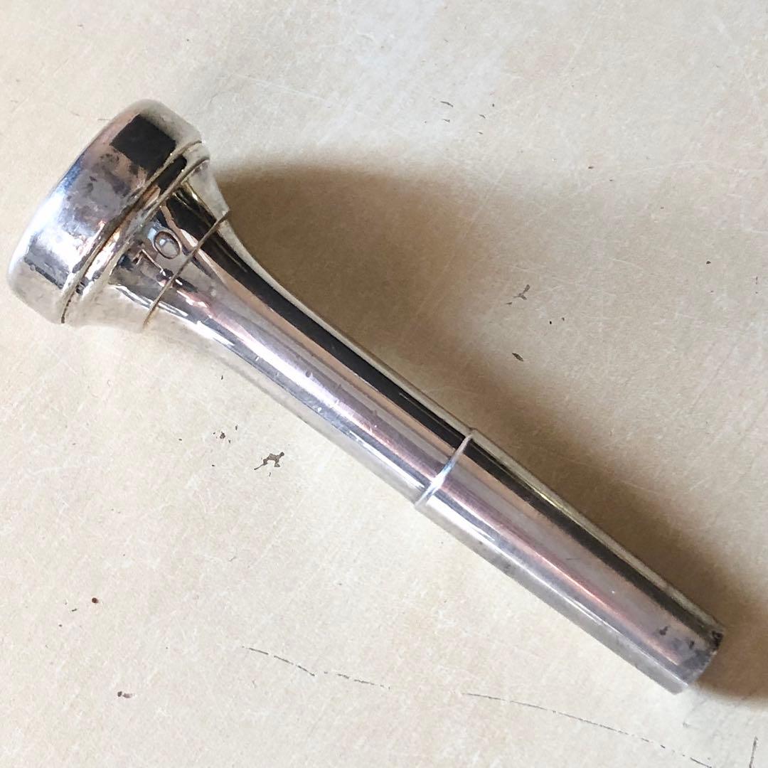 Bach Stradivariusトランペット CML ケース付