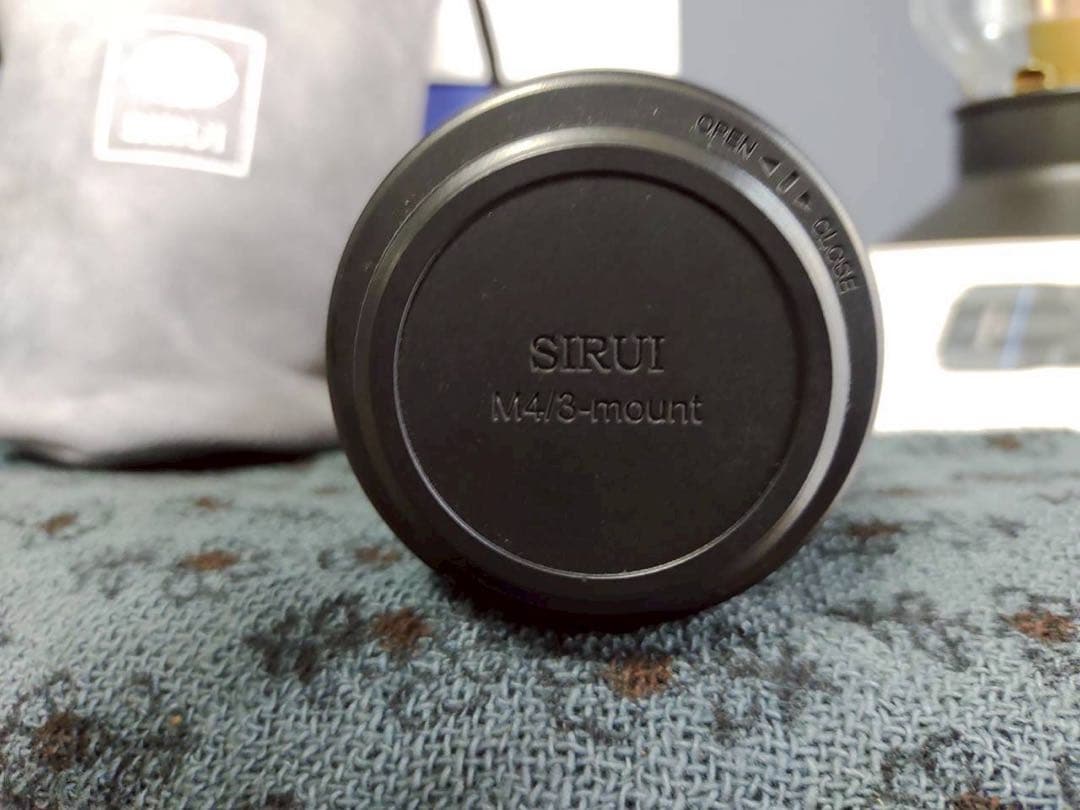 Sirui 35mm アナモルフィックレンズ MFT