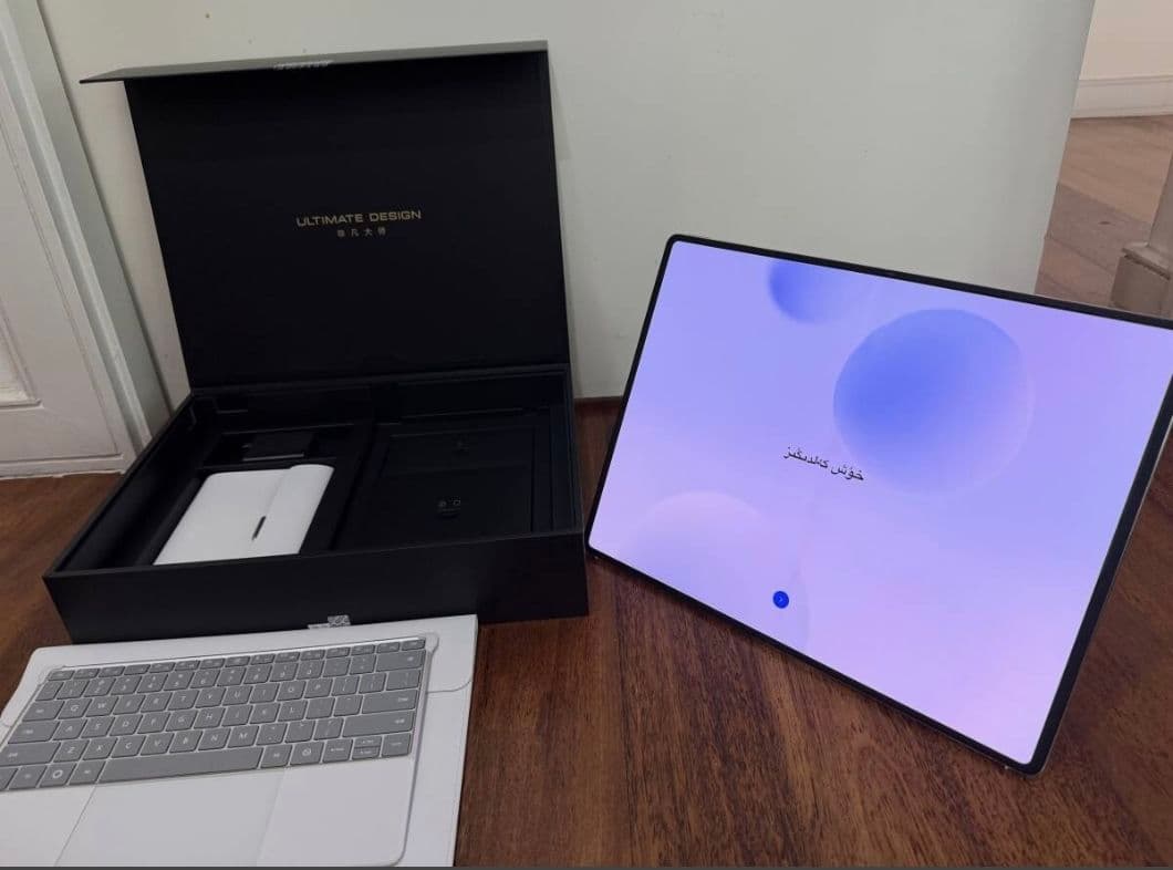 その他ノートPC本体 HUAWEI MateBook Fold