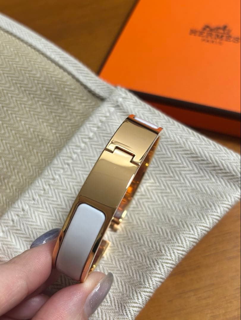 【エルメス◆新品同様】エナメルブレスレット クリックH 白×金　PM