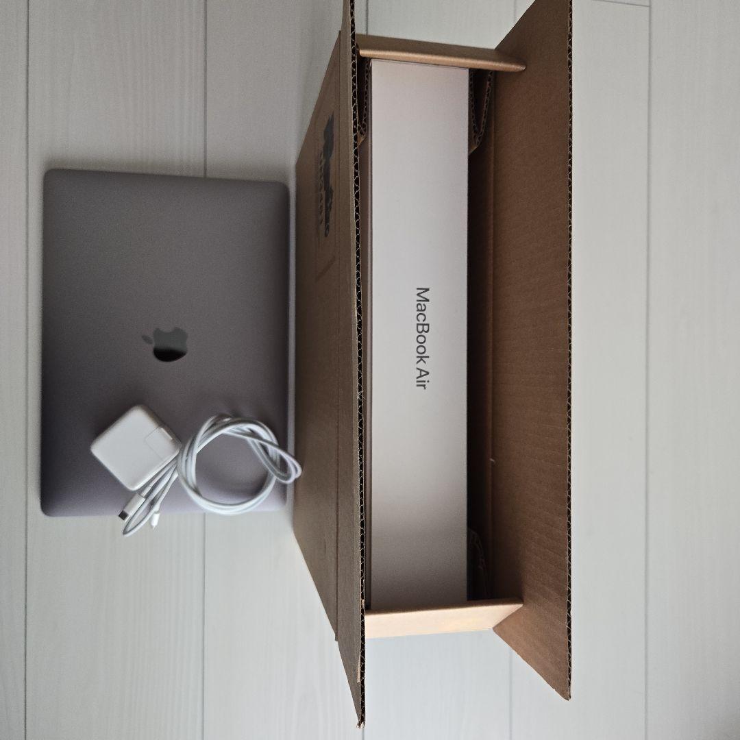 【美品】MacBook Air M1 8GB/256GB SSD