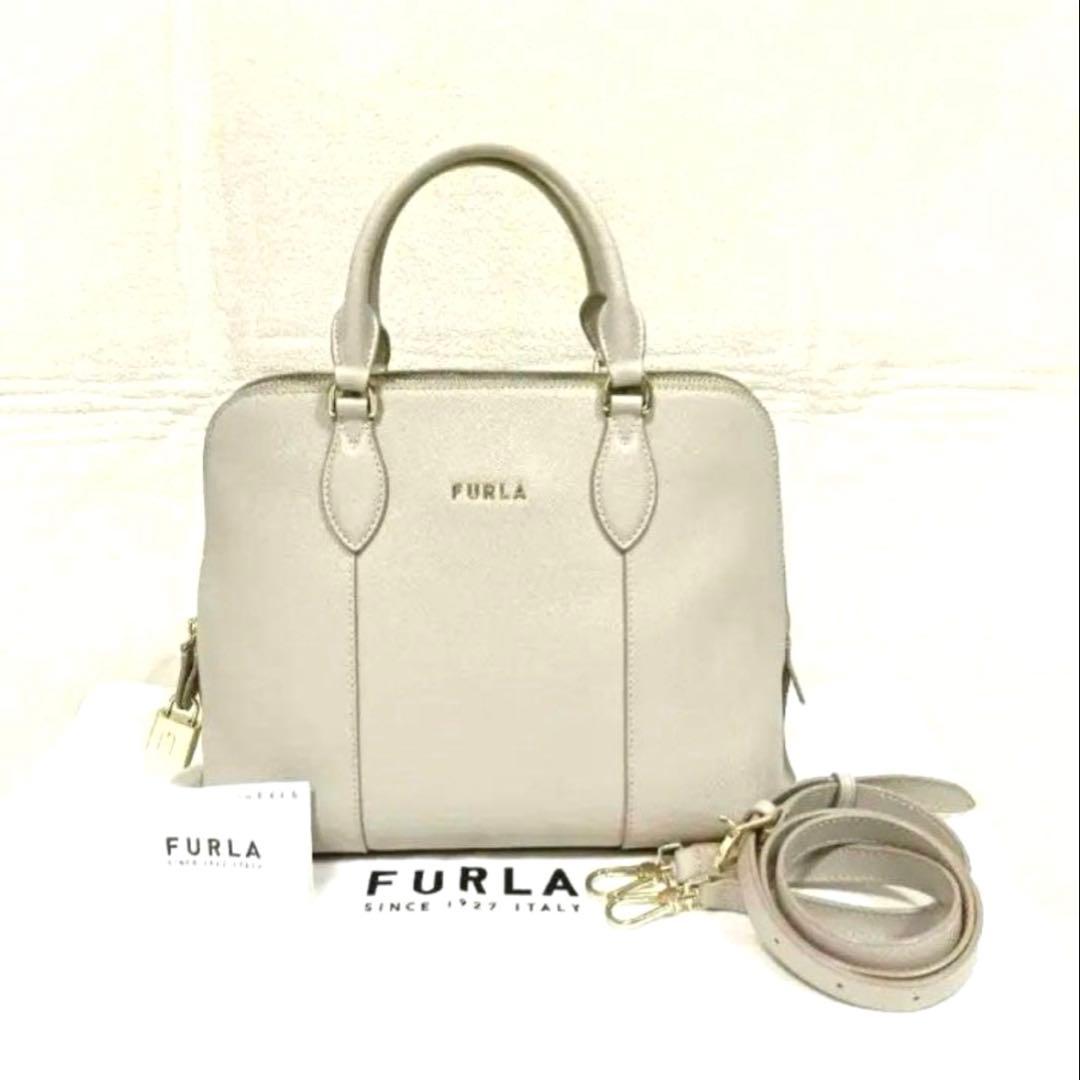 FURLA フルラ グレージュ ヴィットリアMドーム 2wayレザーハンドバッグ