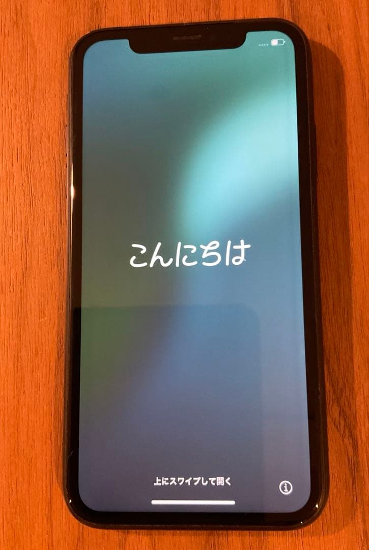 Apple iPhone ブラック XR 本体