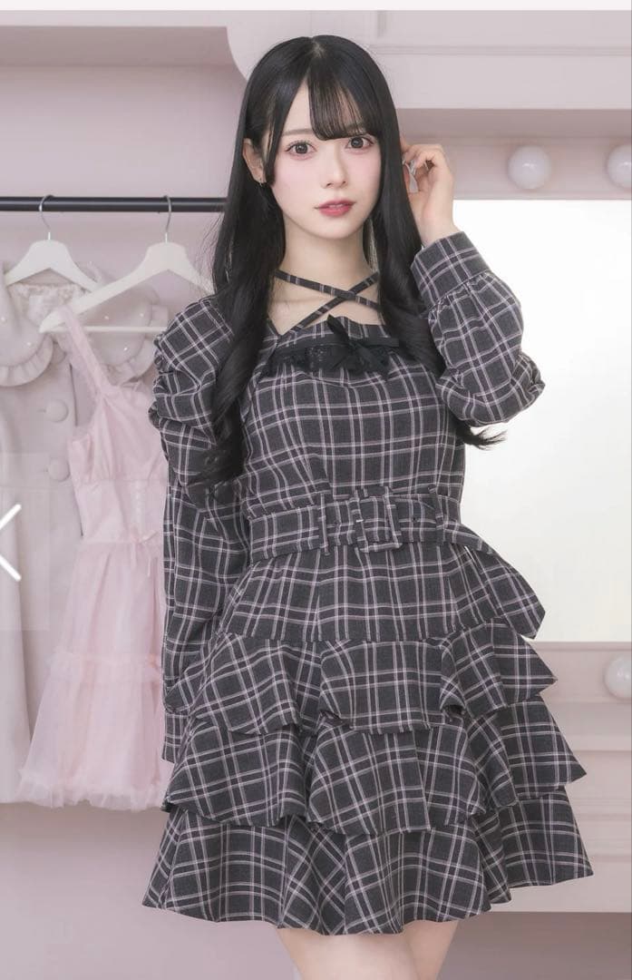 pium ティアードフリル長袖ミニワンピース