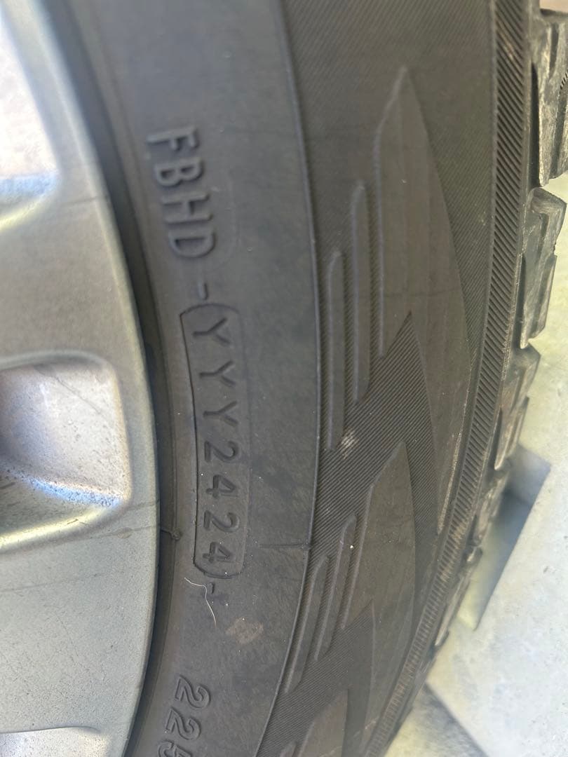 トヨタ 18インチ 純正ホイール ヨコハマスタッドレスタイヤセット