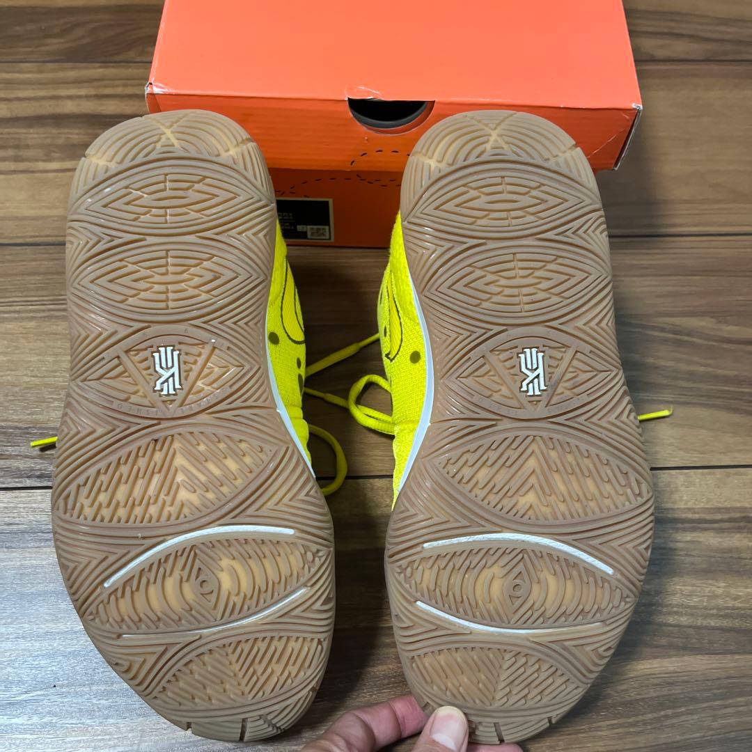 VOi　Nike カイリー5 スポンジボブ　25センチ