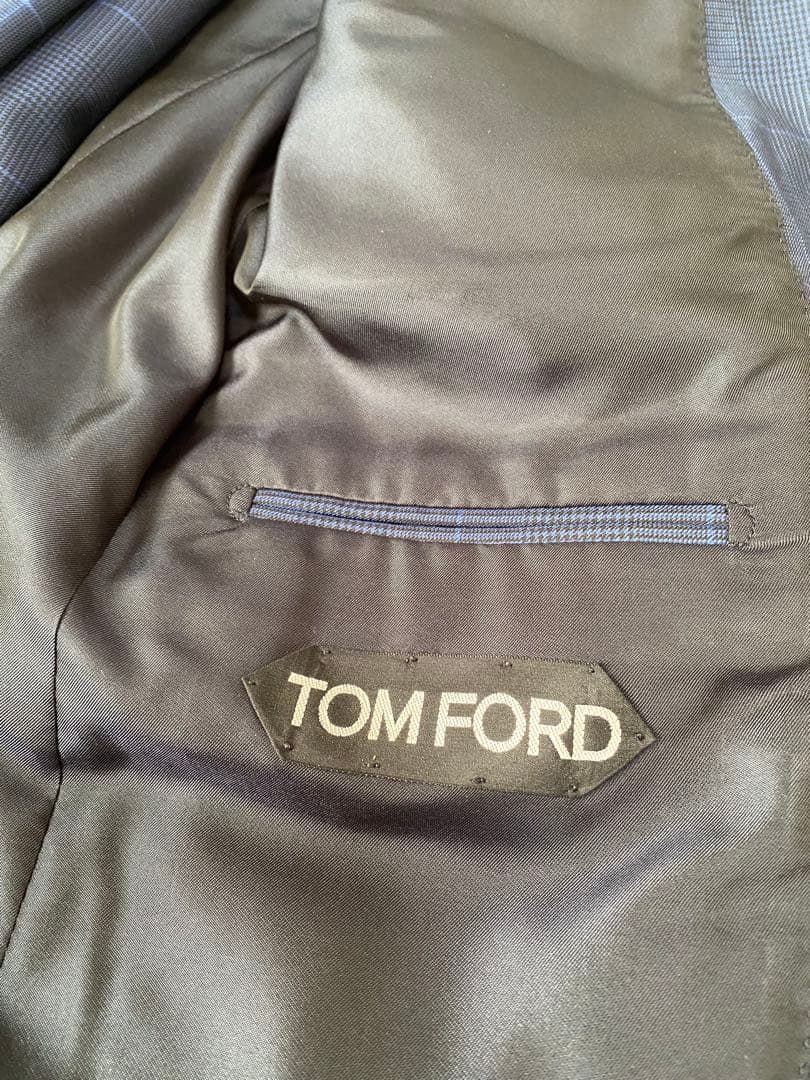 美品TOM FORD トムフォード 007スーツ ネイビー格子柄　サイズ50R