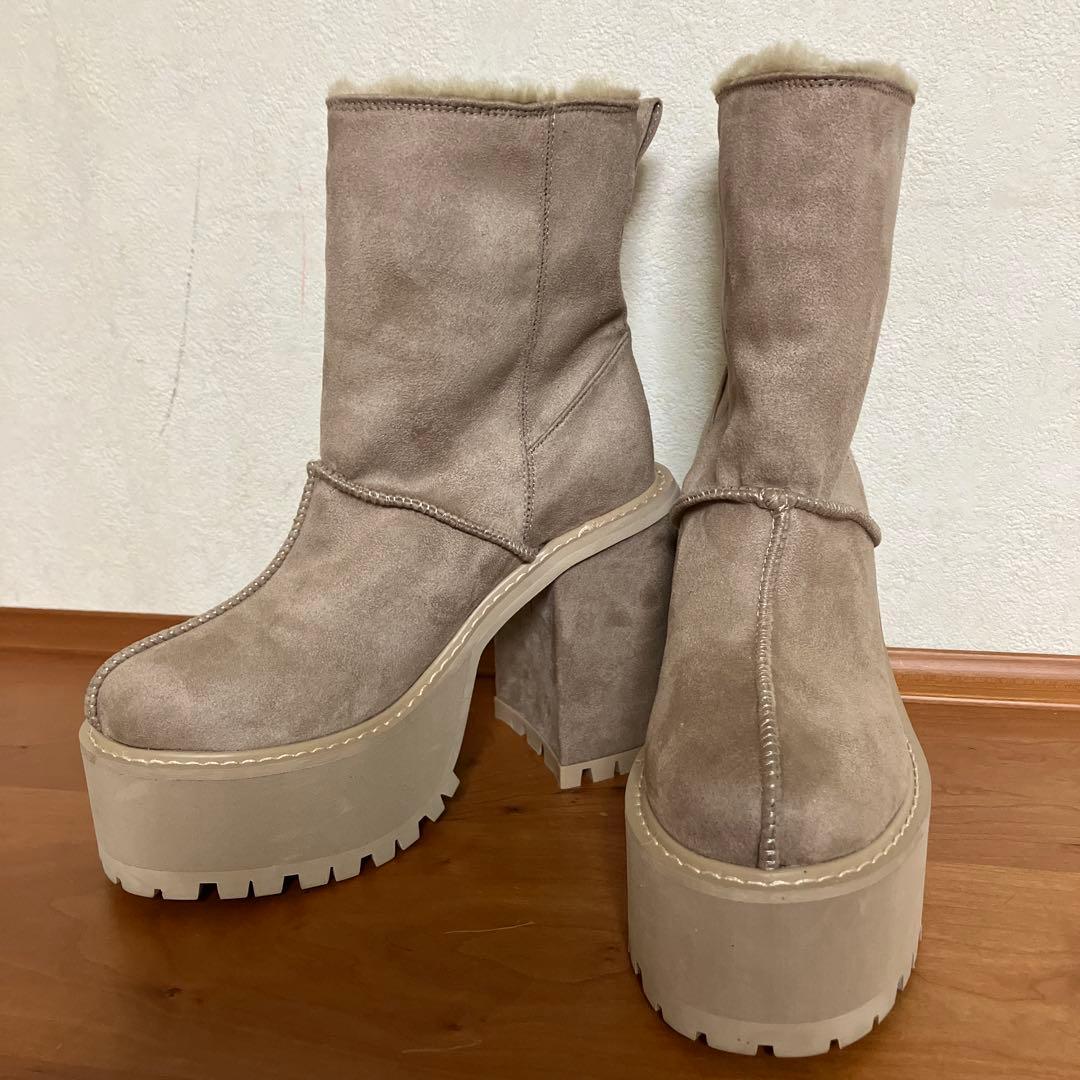【美品】✨GYDA✨フェイクムートンplatformショートブーツ23.5