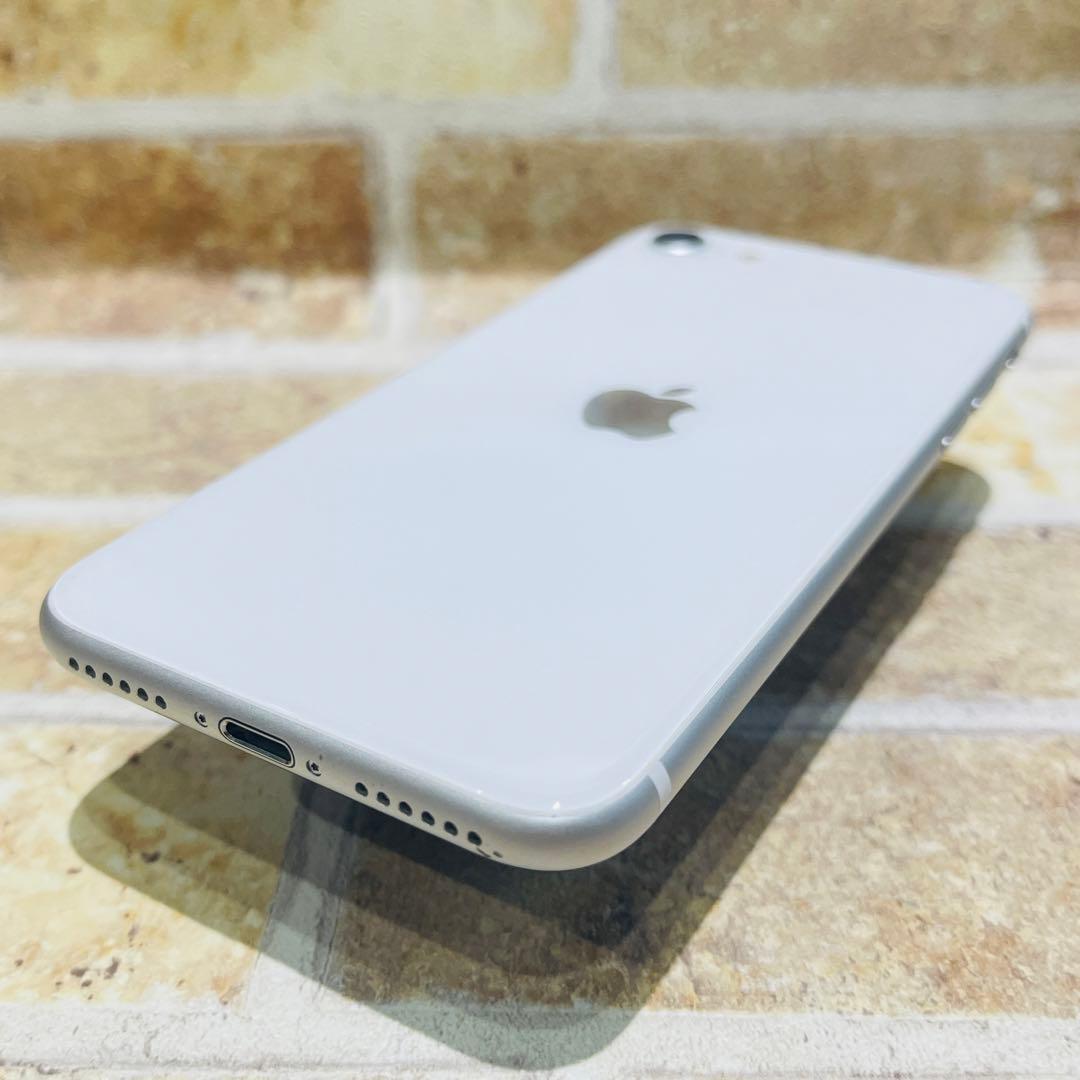 SIMフリー iPhoneSE2 64GB ホワイト 電池良好