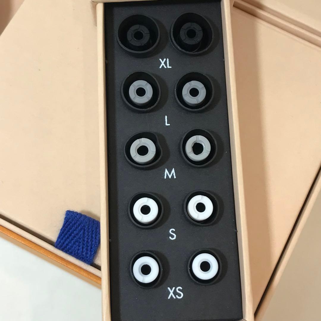 LOUIS VUITTON ルイヴィトン　ホライゾン ライトアップ イヤホン