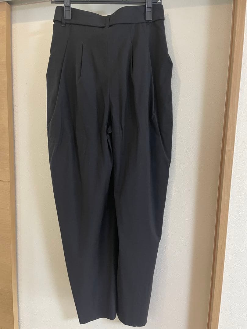 deres ドレープパンツ　1サイズ